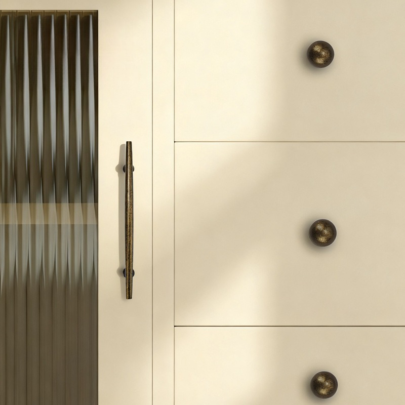 Poignée de porte et de meuble  - Furniture And Kitchen Hardware Fitting avis et prix